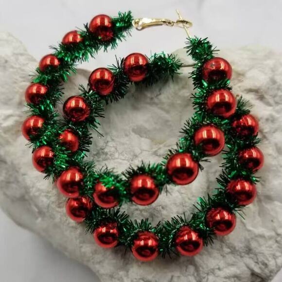 The Pretty Jewellery Jewelry - Christmas Pom Pom Beaded Hoops Earrings